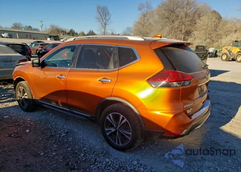 2017 Nissan Rogue S z USA, uszkodzony, nr VIN JN8AT2MV4HW279141